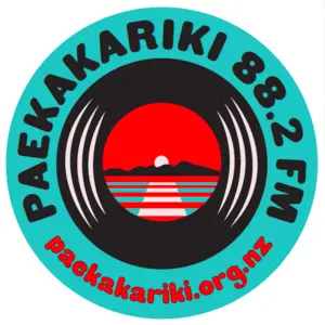 グリーン 88.2FM